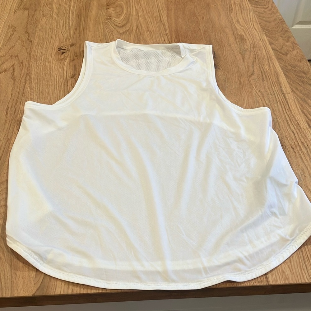 Peloton like new White Sleeveless Women's Top